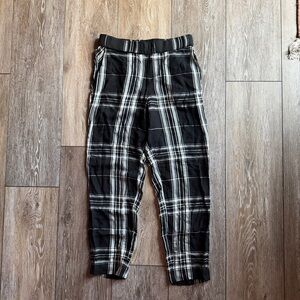 Abbeline Black and White Plaid Elastic Waist Pants